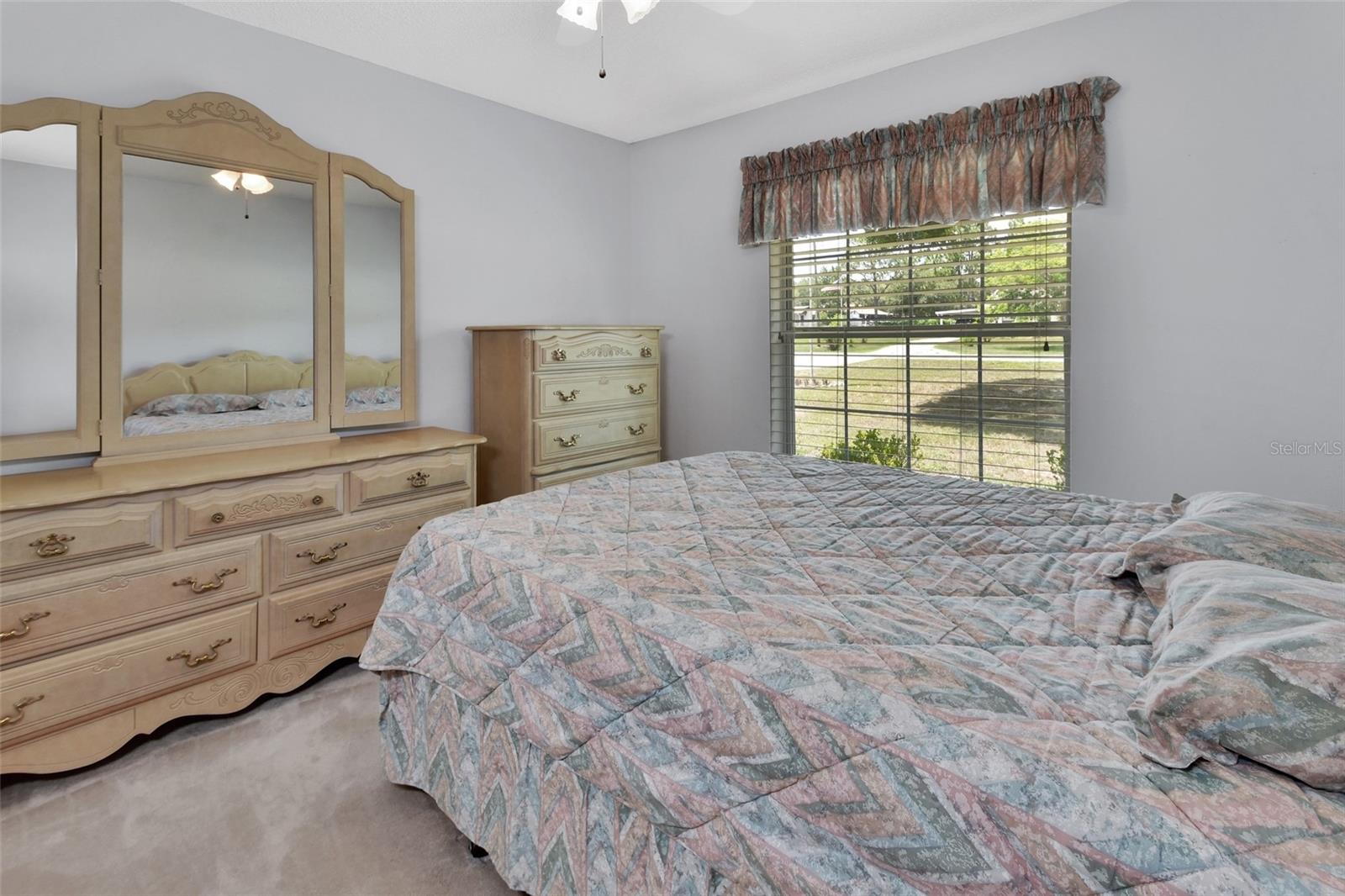 Image 26 of 51 For 25305 Mardon Circle