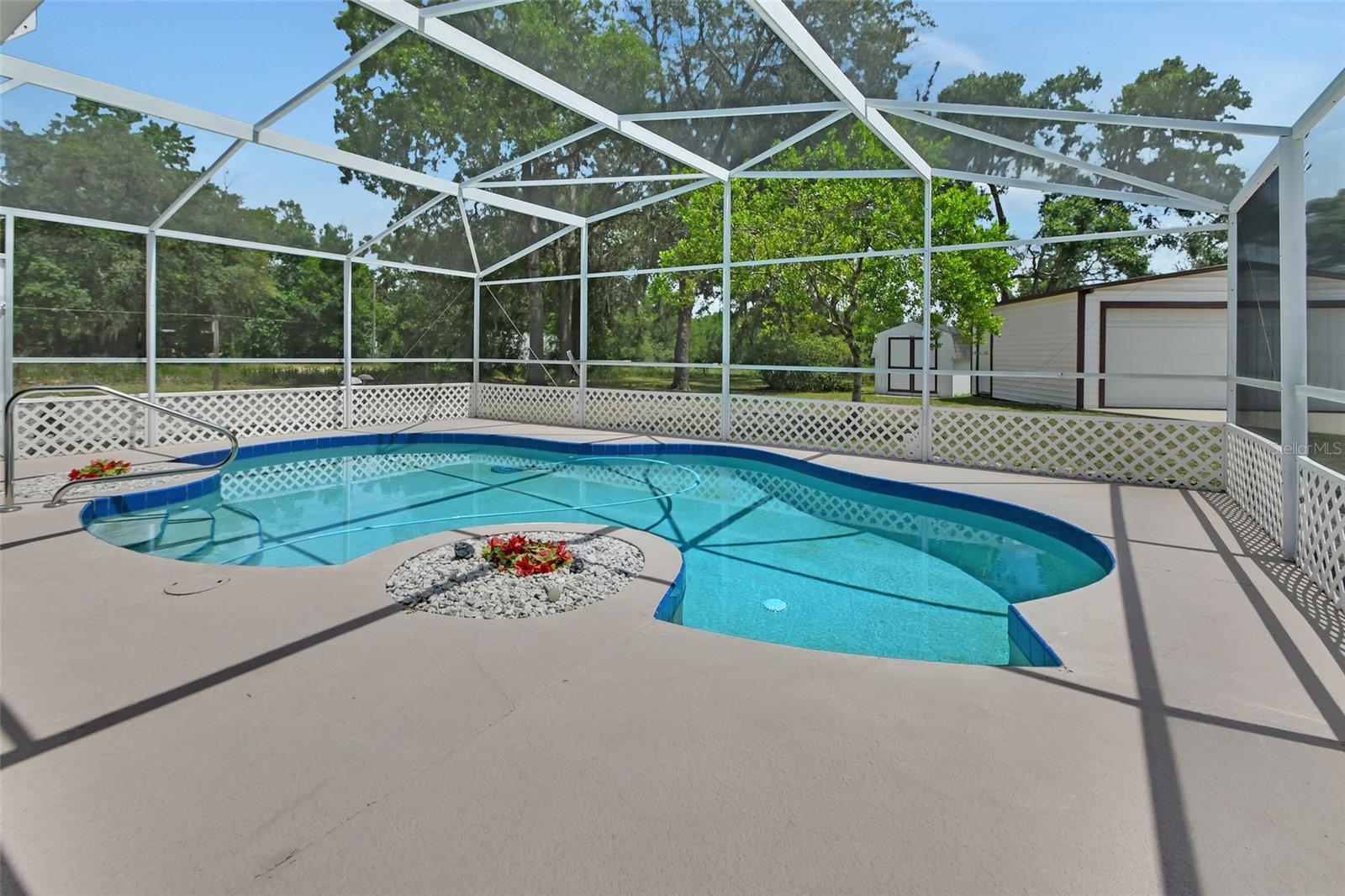Image 34 of 51 For 25305 Mardon Circle