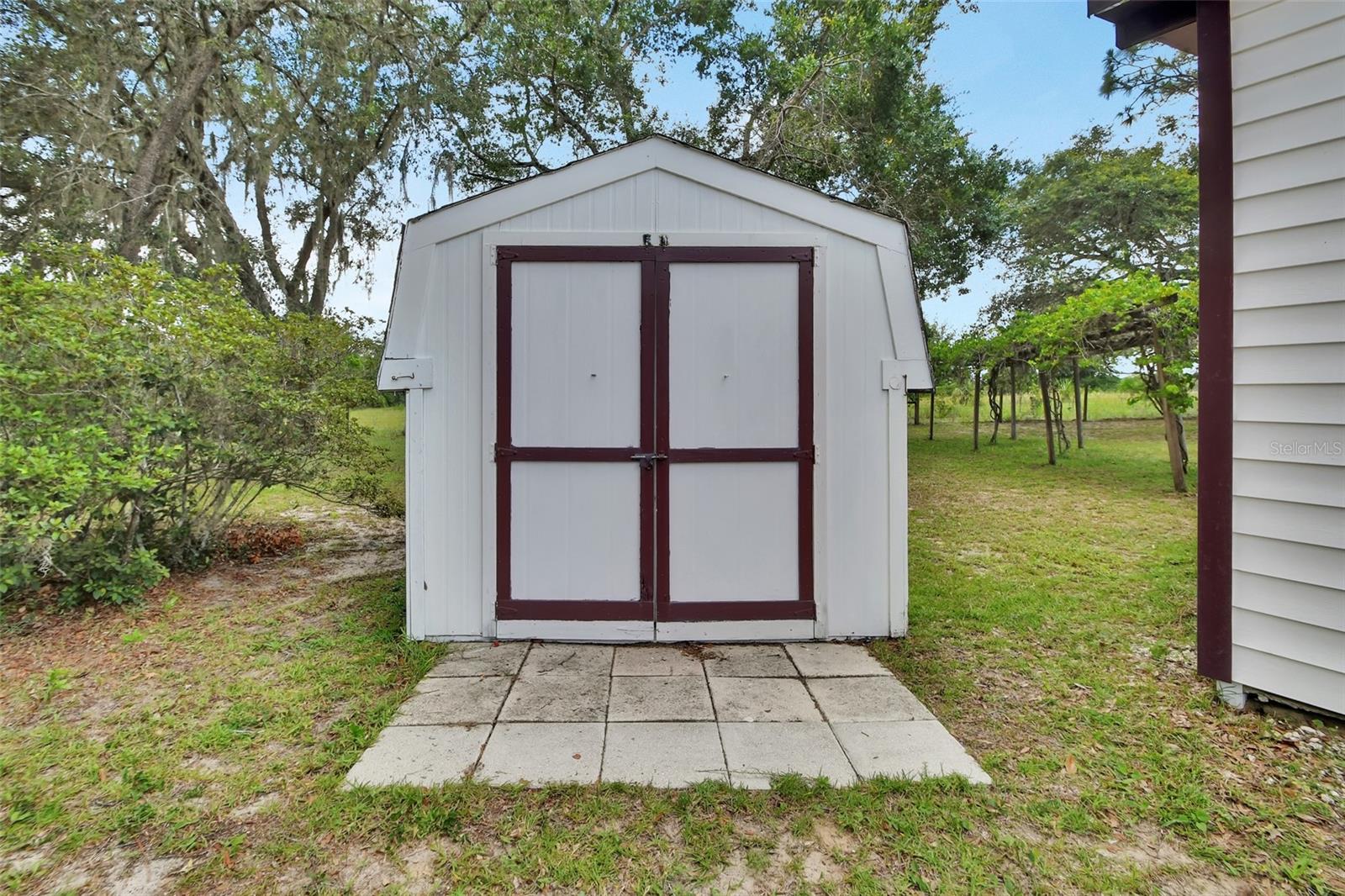 Image 41 of 51 For 25305 Mardon Circle
