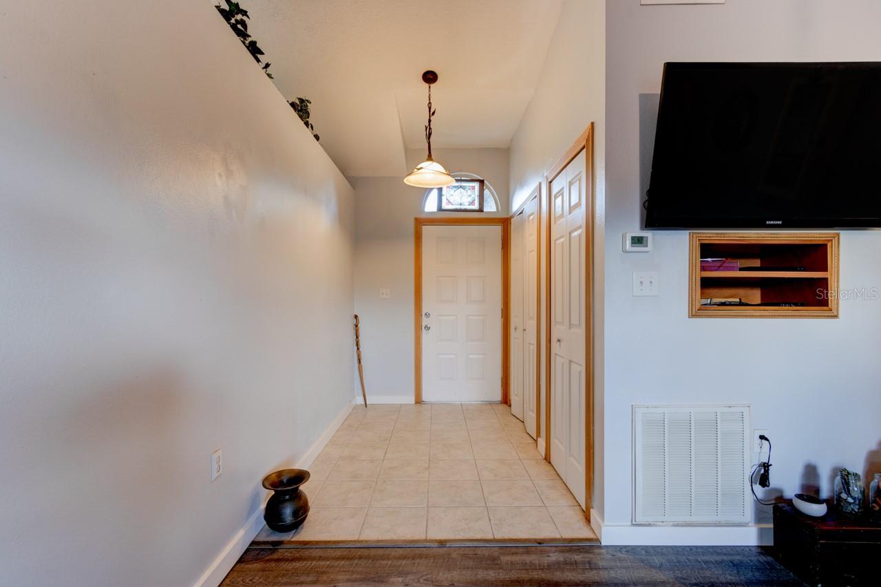 Image 3 of 24 For 4204 Rocky Ridge Place