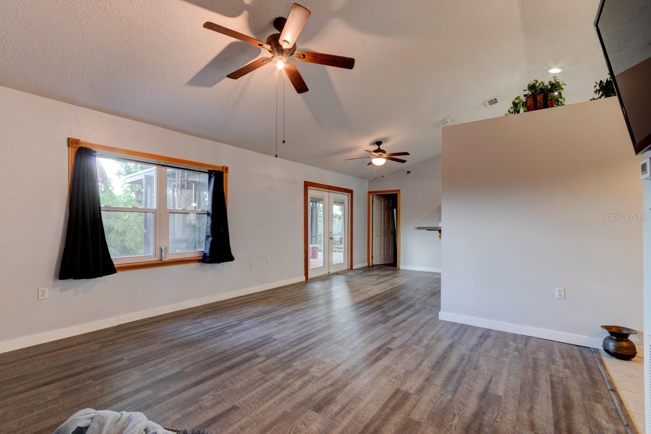 Image 4 of 24 For 4204 Rocky Ridge Place