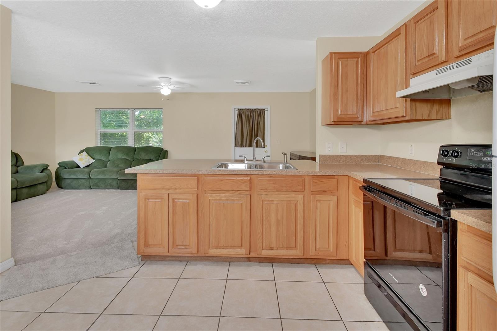 Image 17 of 38 For 28045 Poinsettia Avenue