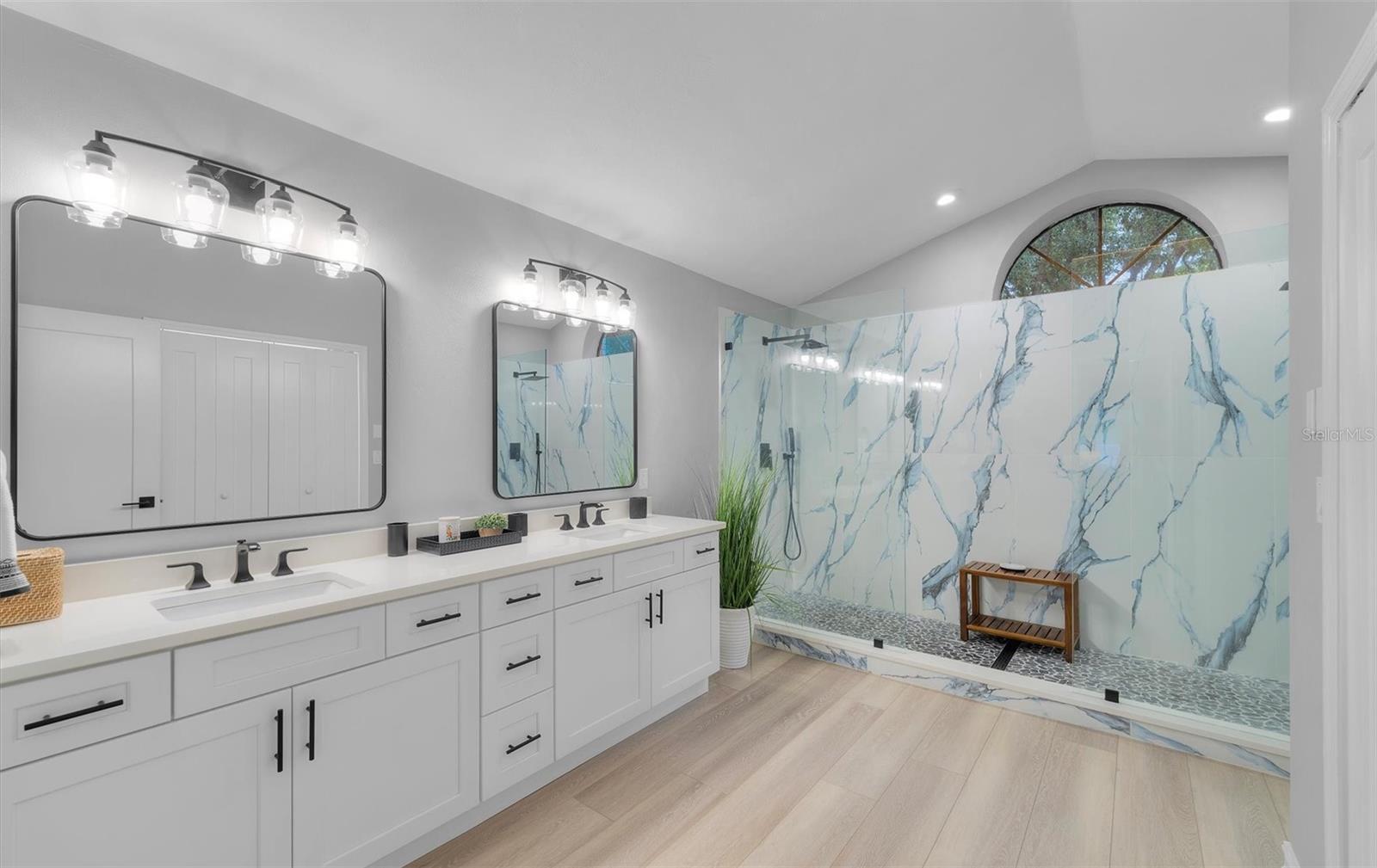 Image 22 of 46 For 4791 Peninsula Drive