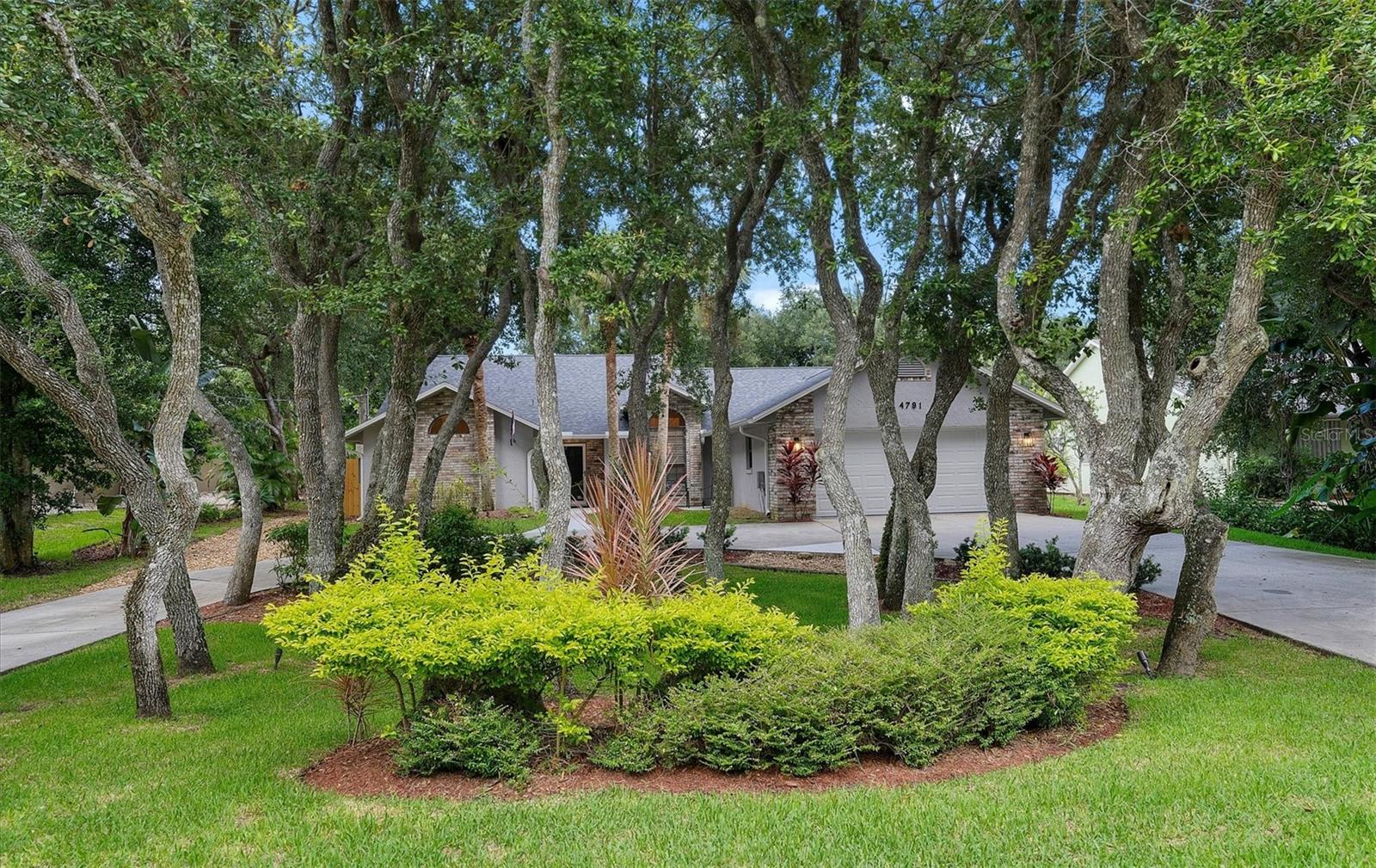 Image 37 of 46 For 4791 Peninsula Drive