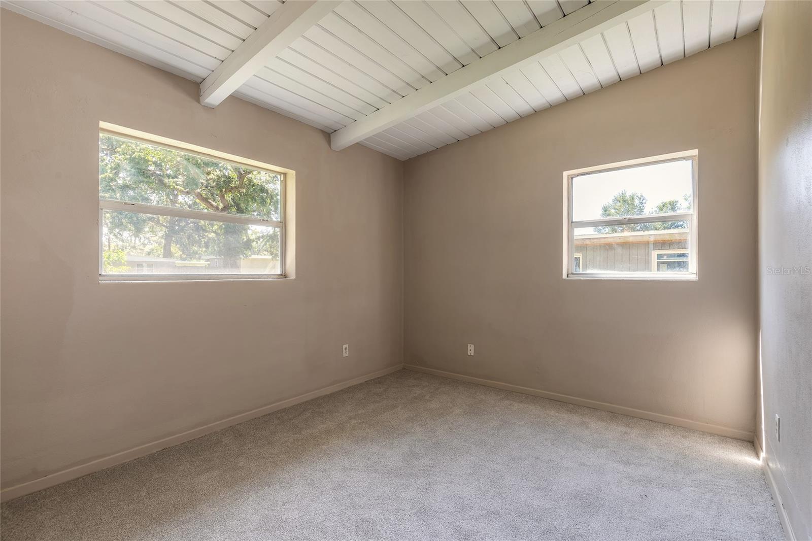Image 10 of 17 For 442 Dorothy Avenue