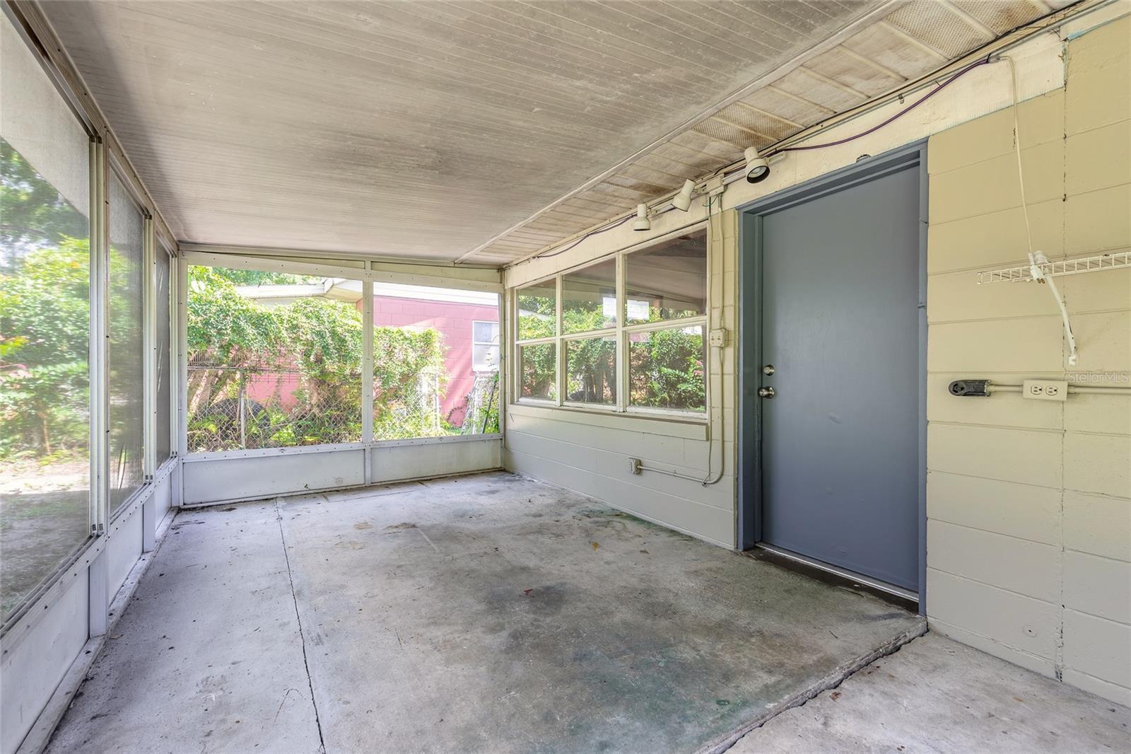Image 15 of 17 For 442 Dorothy Avenue