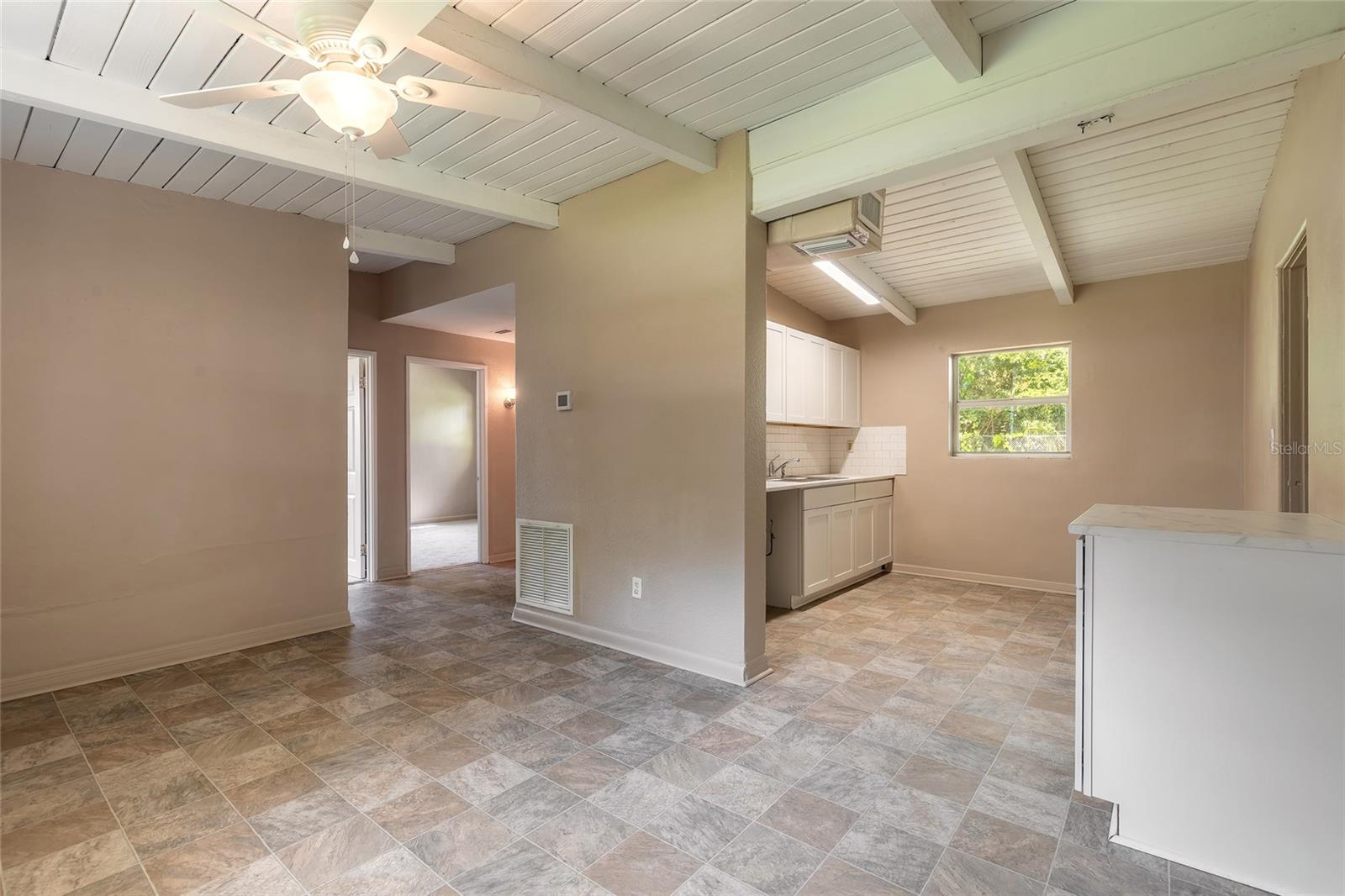 Image 6 of 17 For 442 Dorothy Avenue