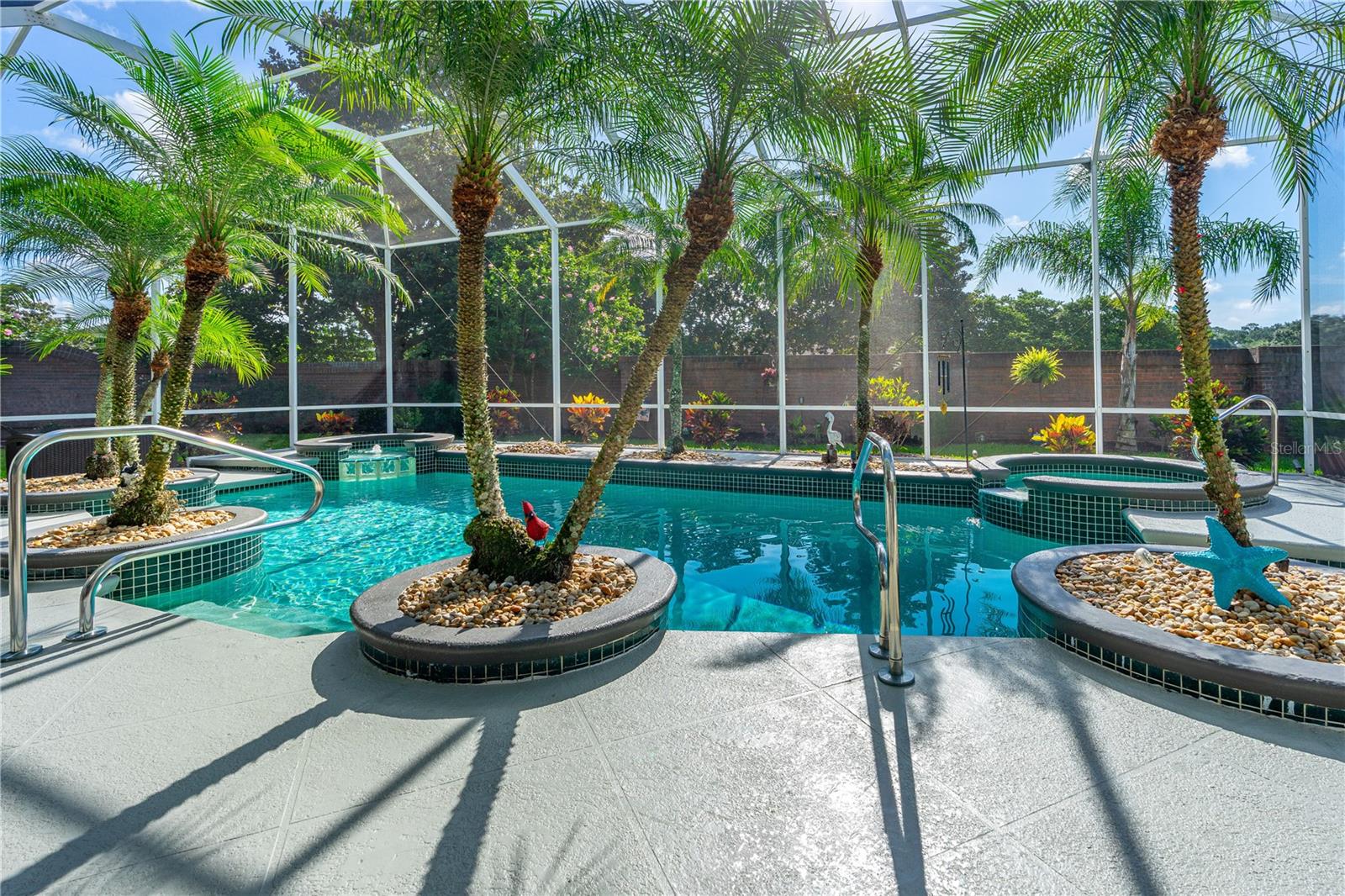 Image 35 of 52 For 801 Arbor Glen Court