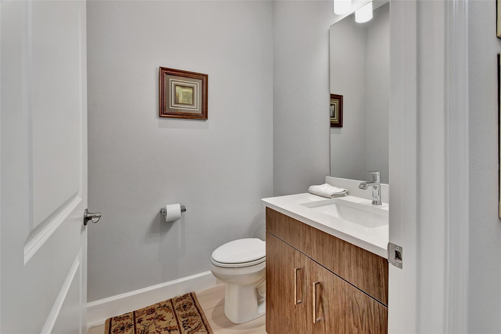 Image 15 of 43 For 843 Liliana Drive