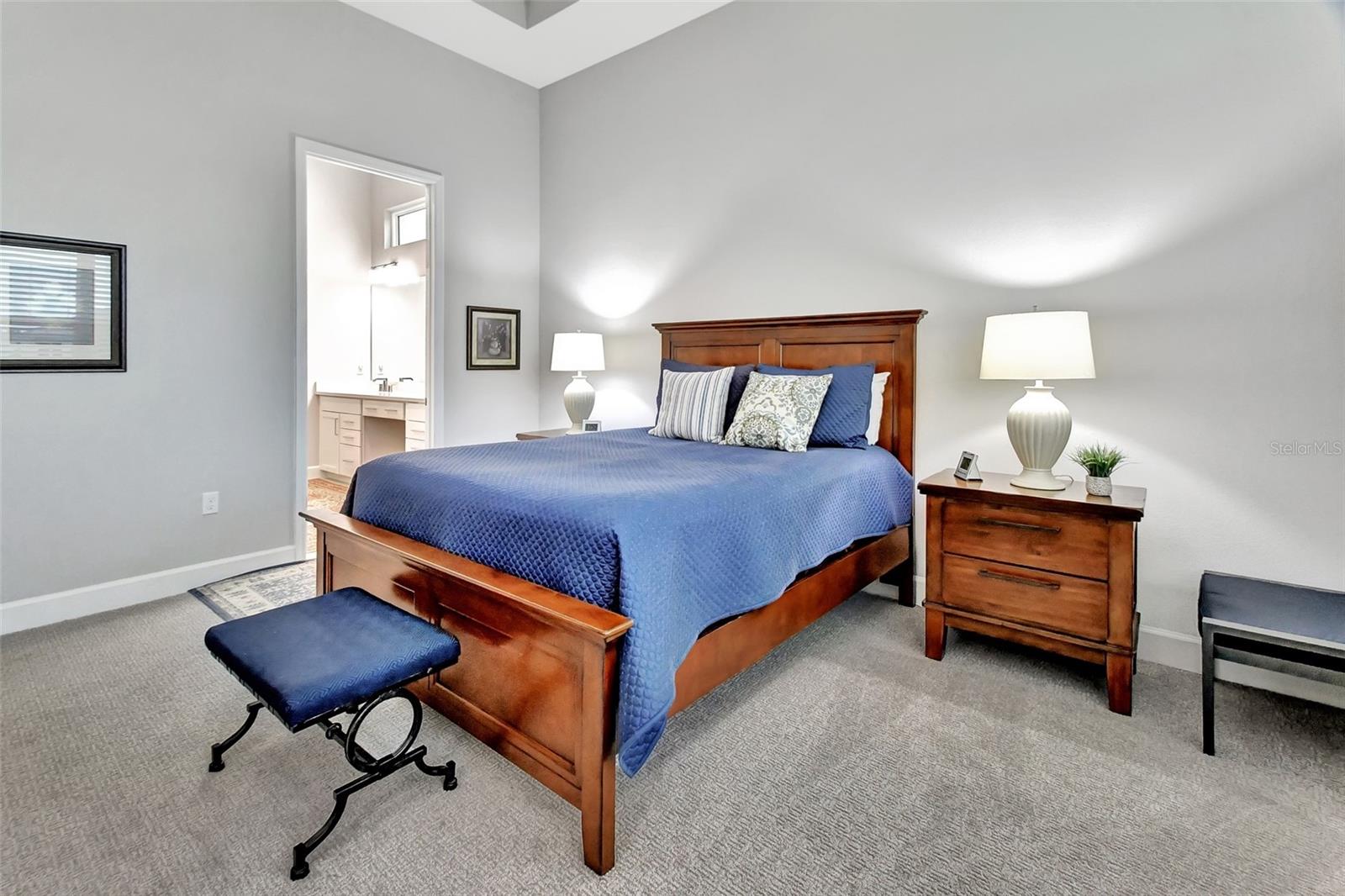 Image 18 of 43 For 843 Liliana Drive