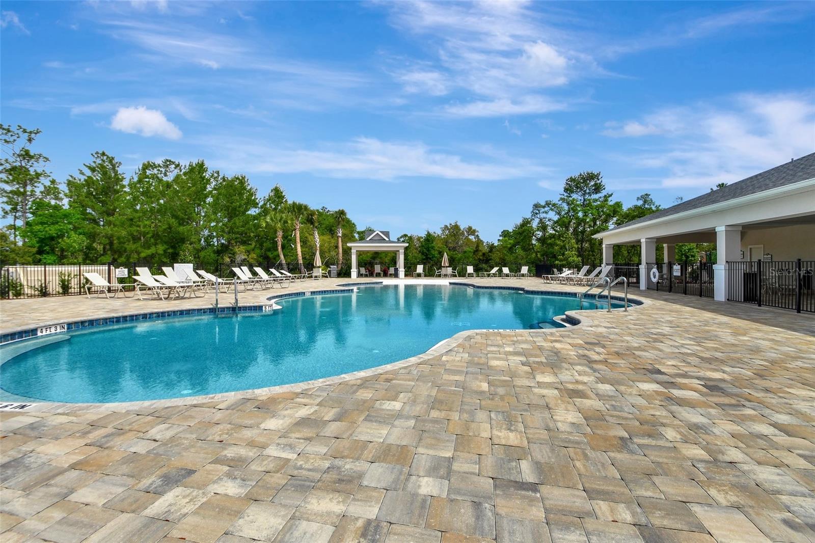 Image 38 of 43 For 843 Liliana Drive