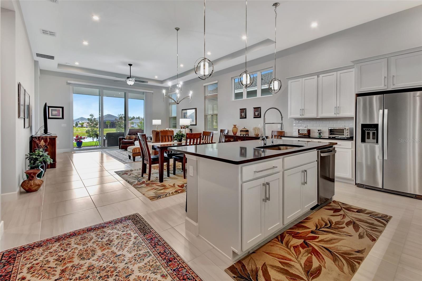 Image 4 of 43 For 843 Liliana Drive