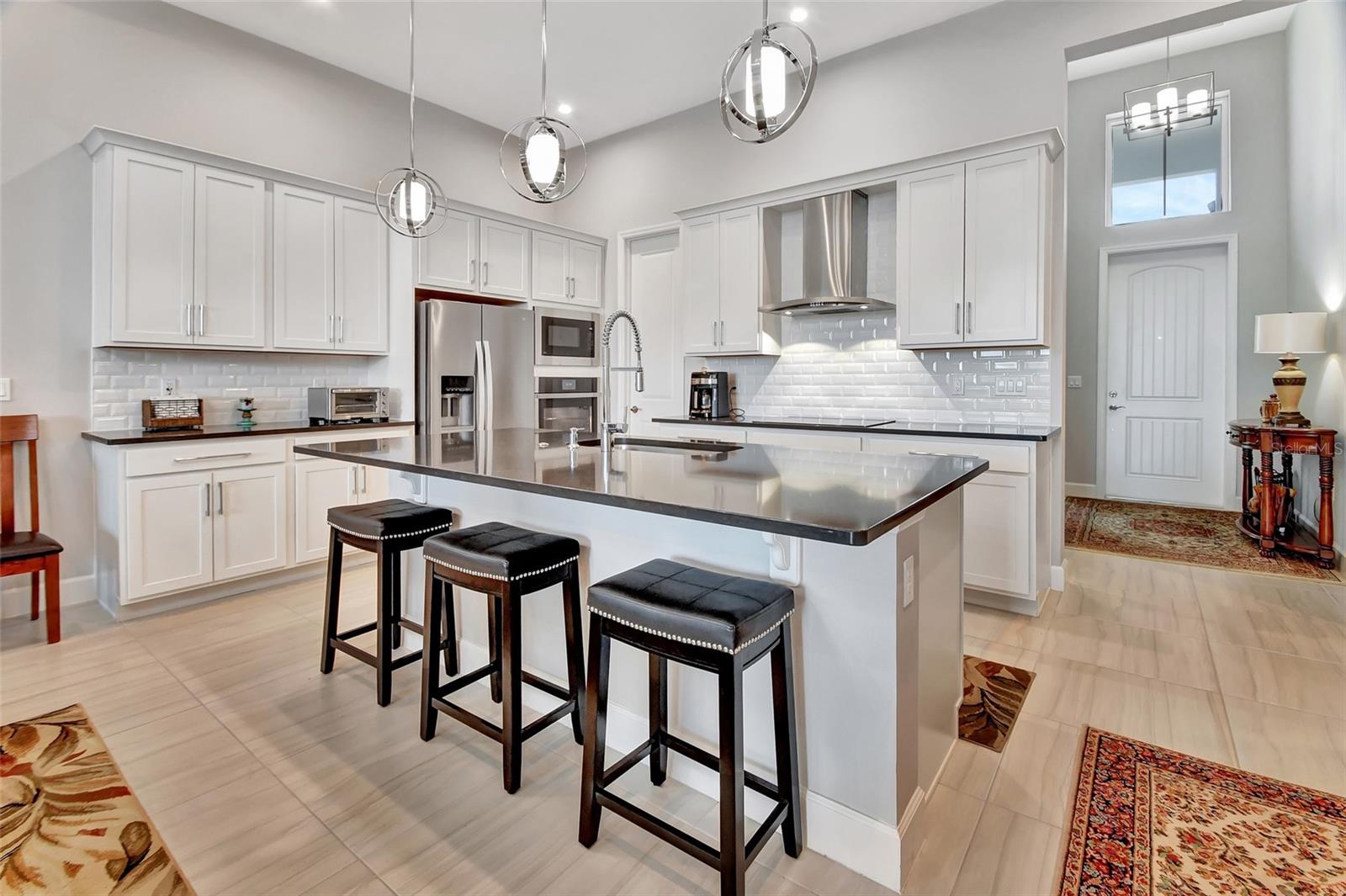 Image 6 of 43 For 843 Liliana Drive
