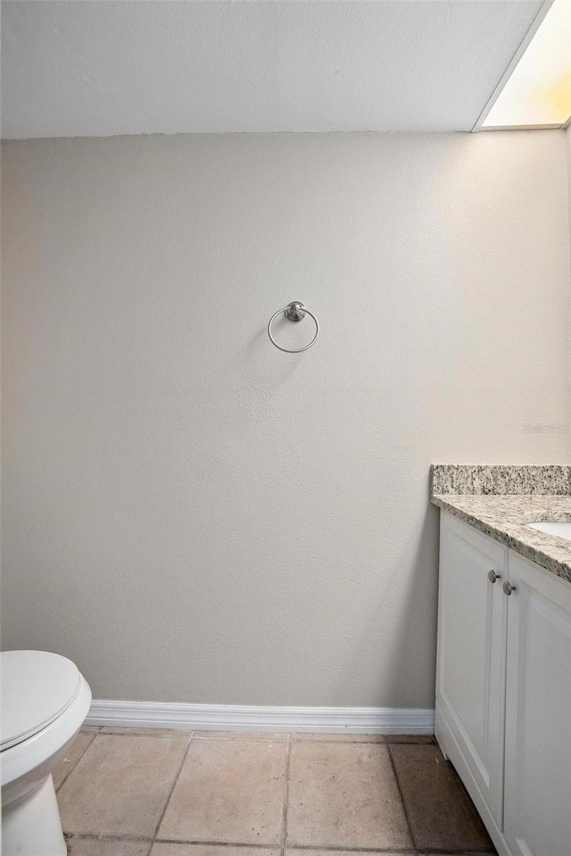 Image 19 of 47 For 550 Windmeadows Street 550