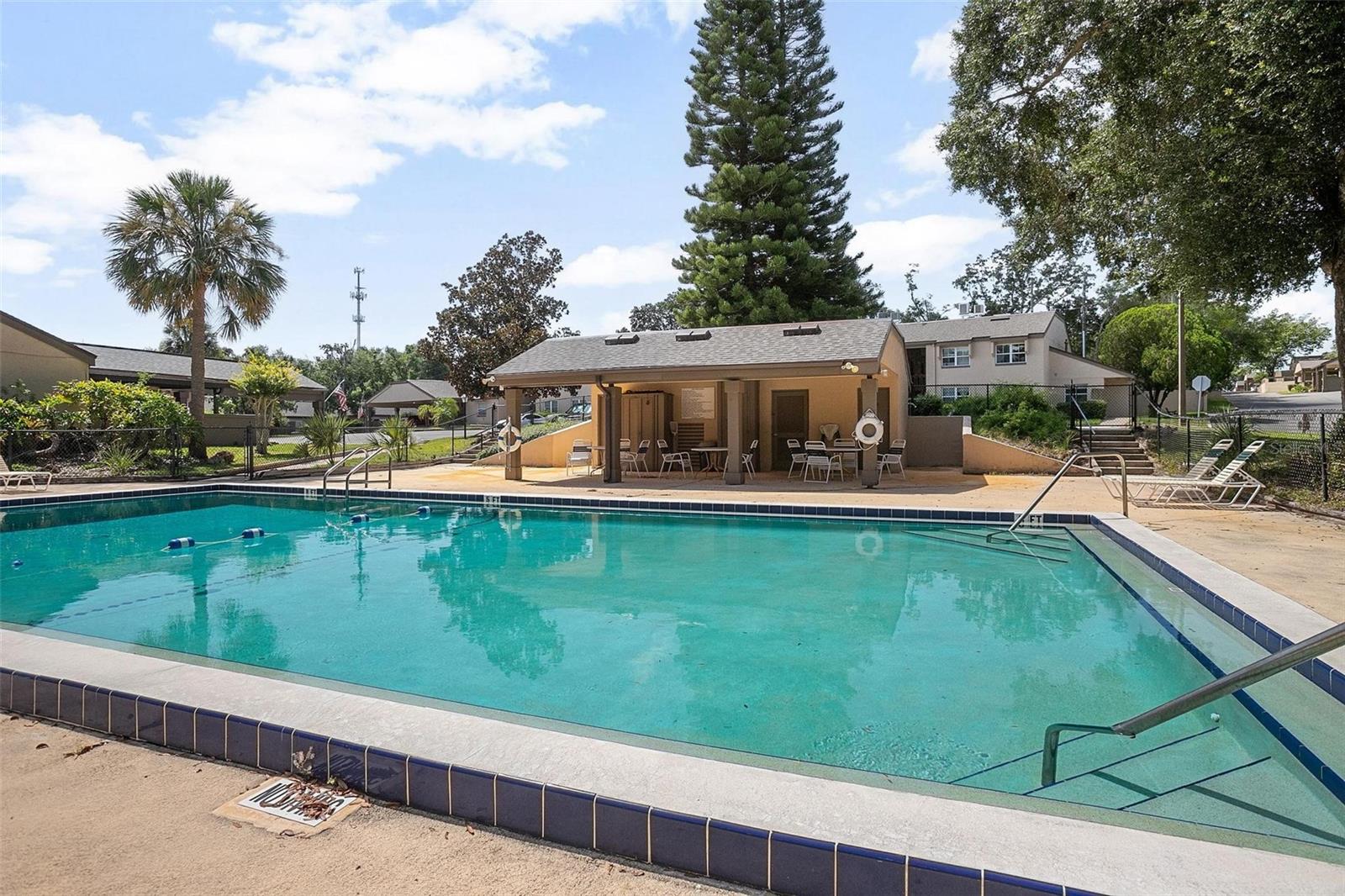 Image 40 of 47 For 550 Windmeadows Street 550