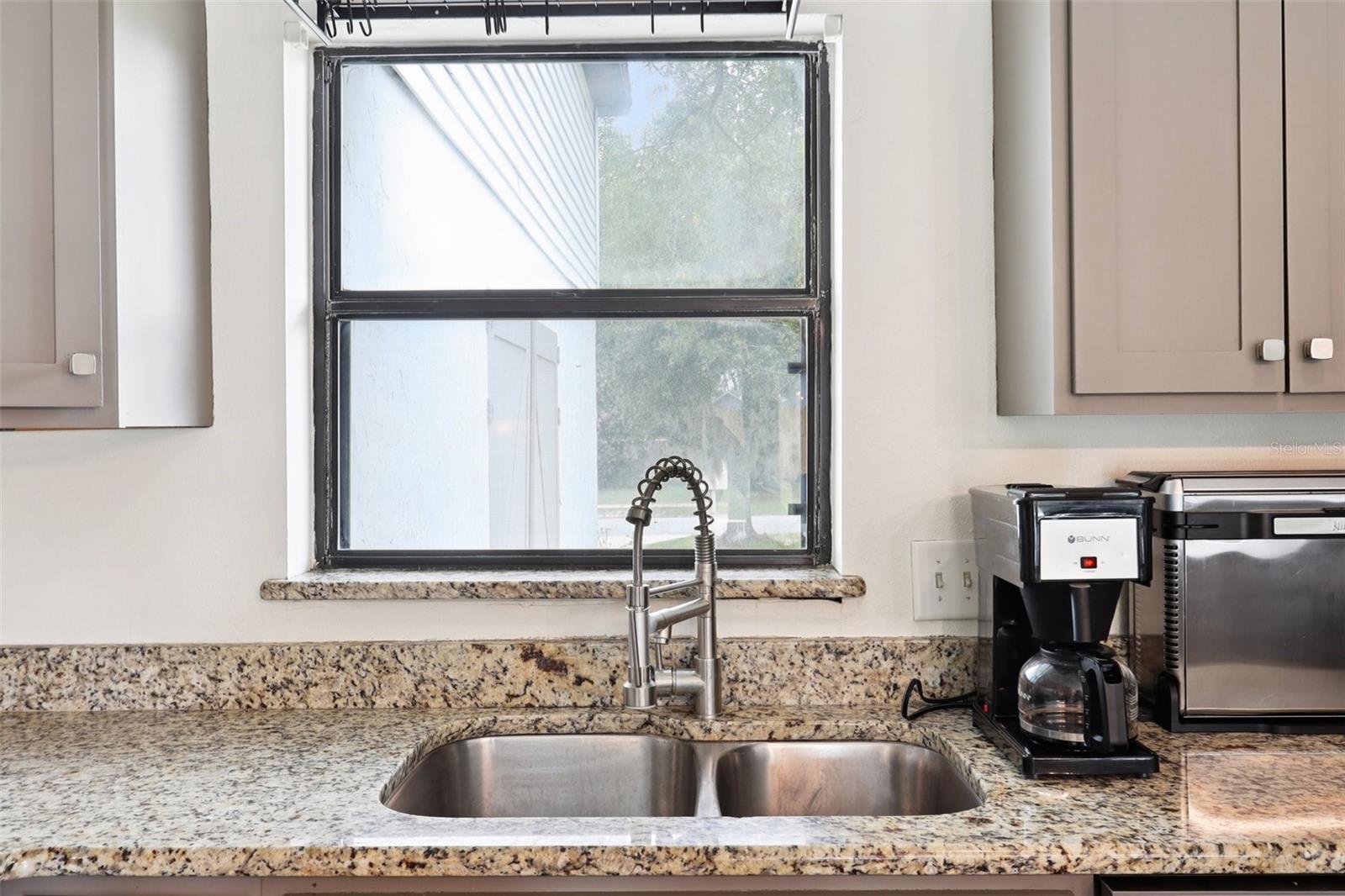 Image 16 of 44 For 2531 Ludlow Street