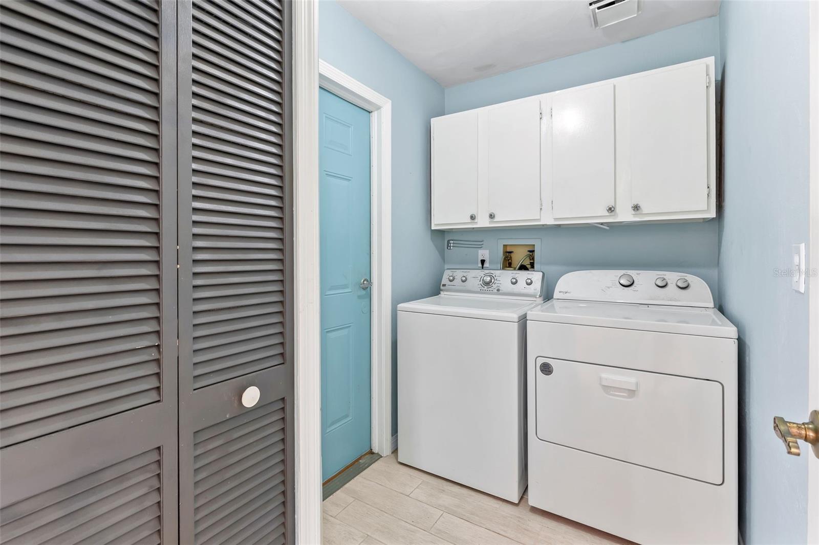 Image 15 of 48 For 1245 Mardrake Road