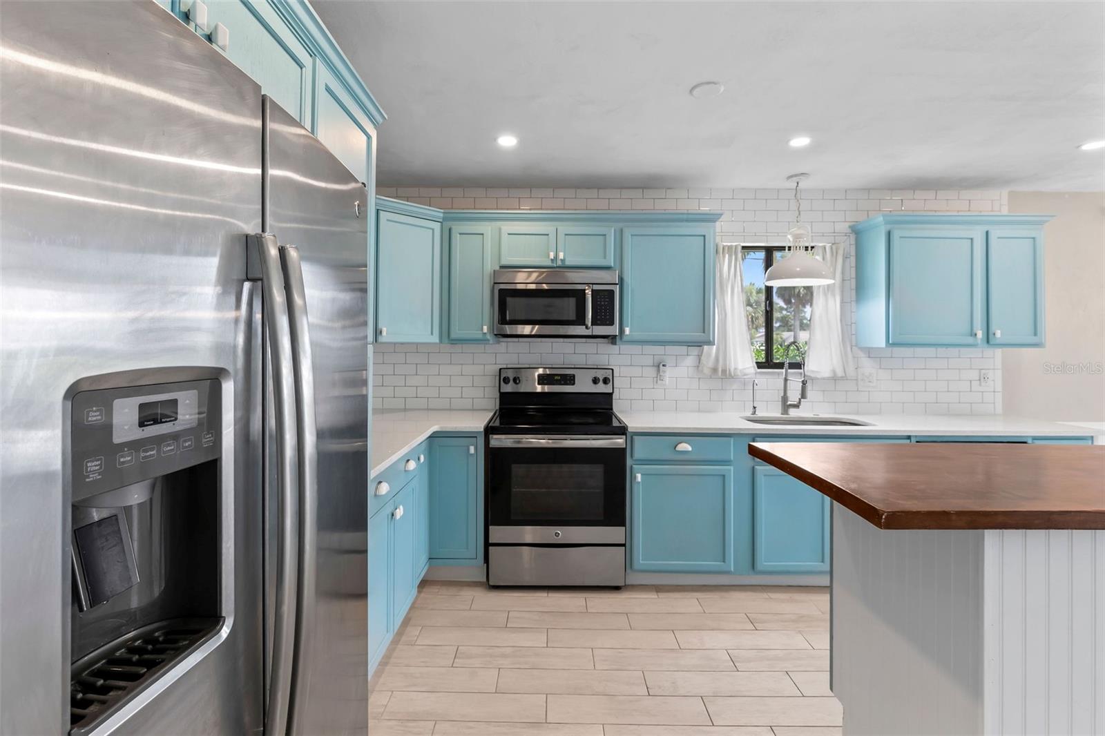 Image 5 of 48 For 1245 Mardrake Road