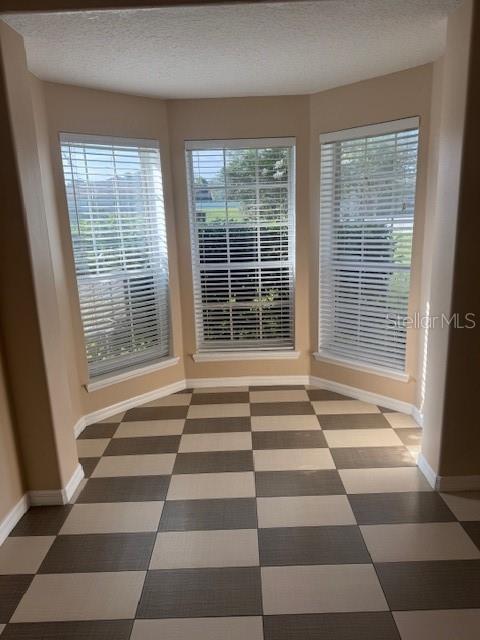 Image 4 of 29 For 386 Haversham Road