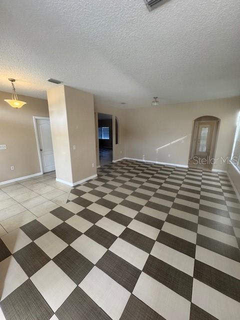 Image 8 of 29 For 386 Haversham Road