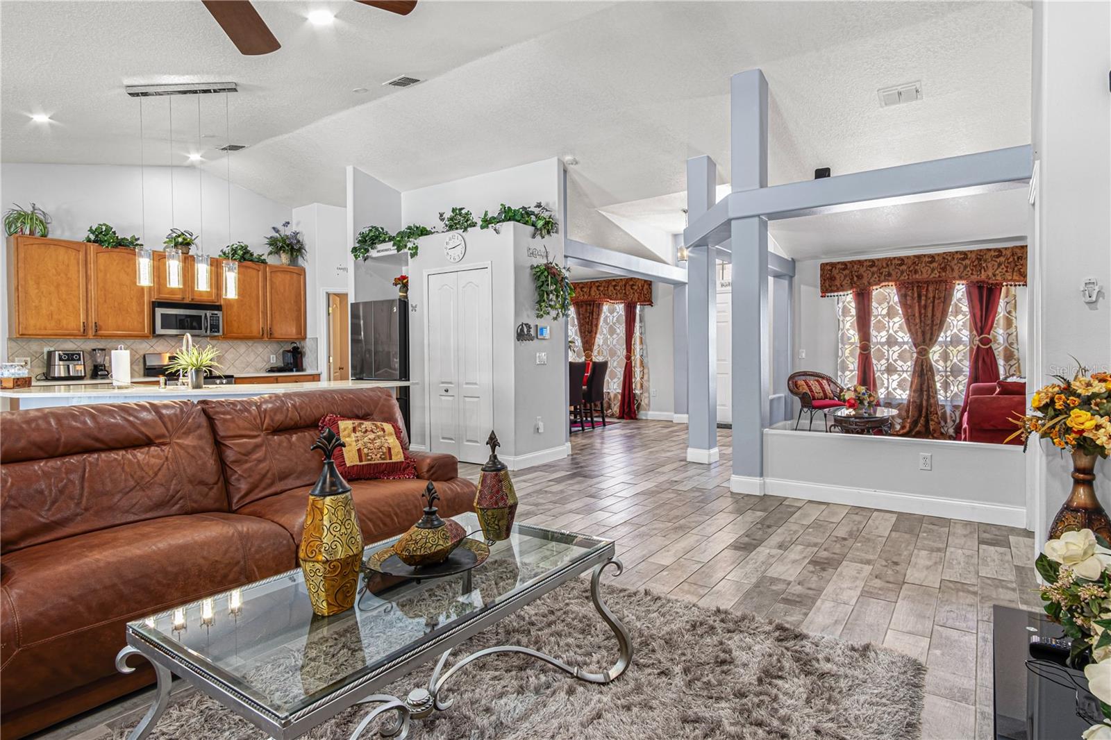 Image 12 of 64 For 437 Grand Reserve Drive