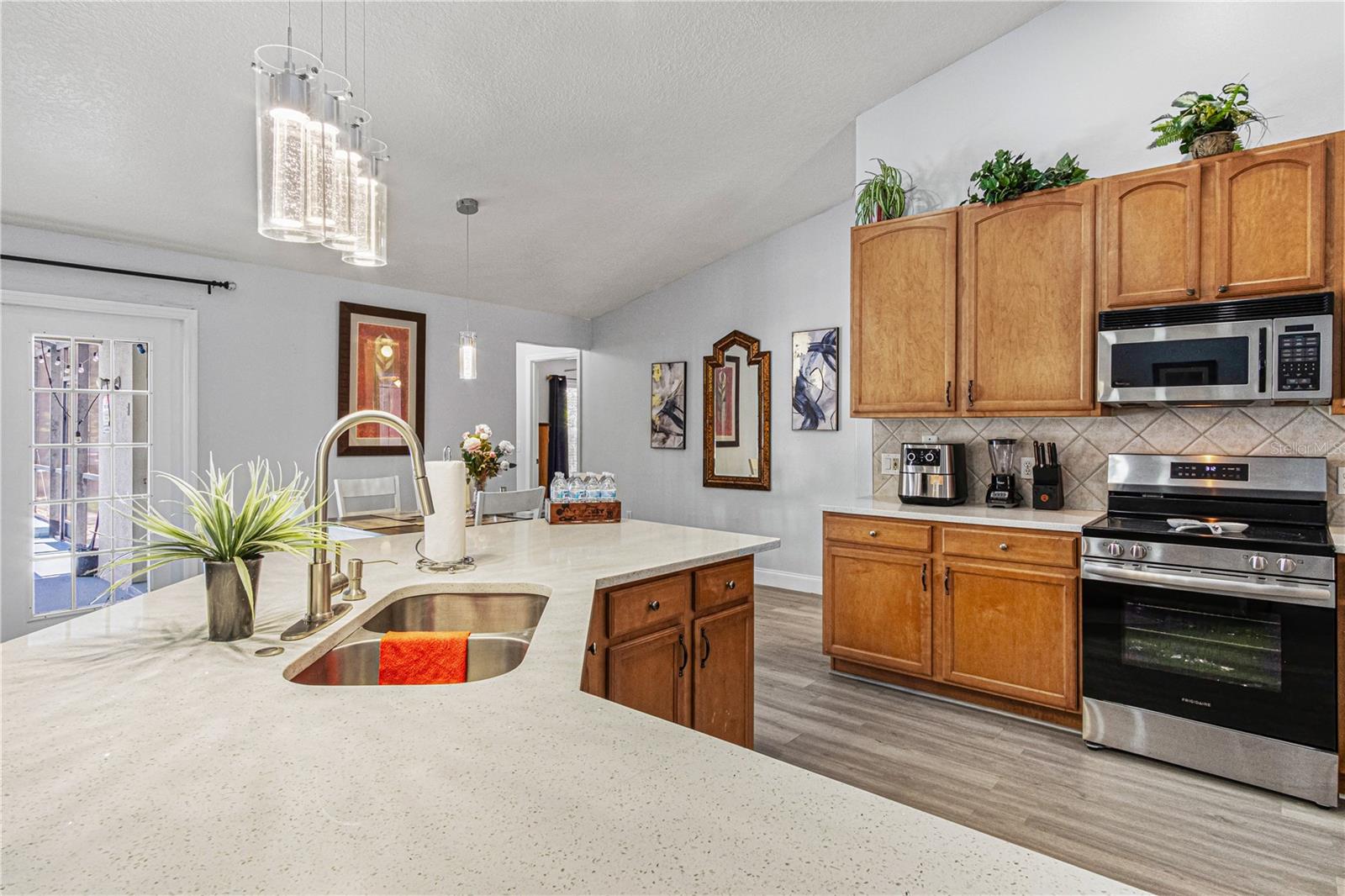 Image 14 of 64 For 437 Grand Reserve Drive