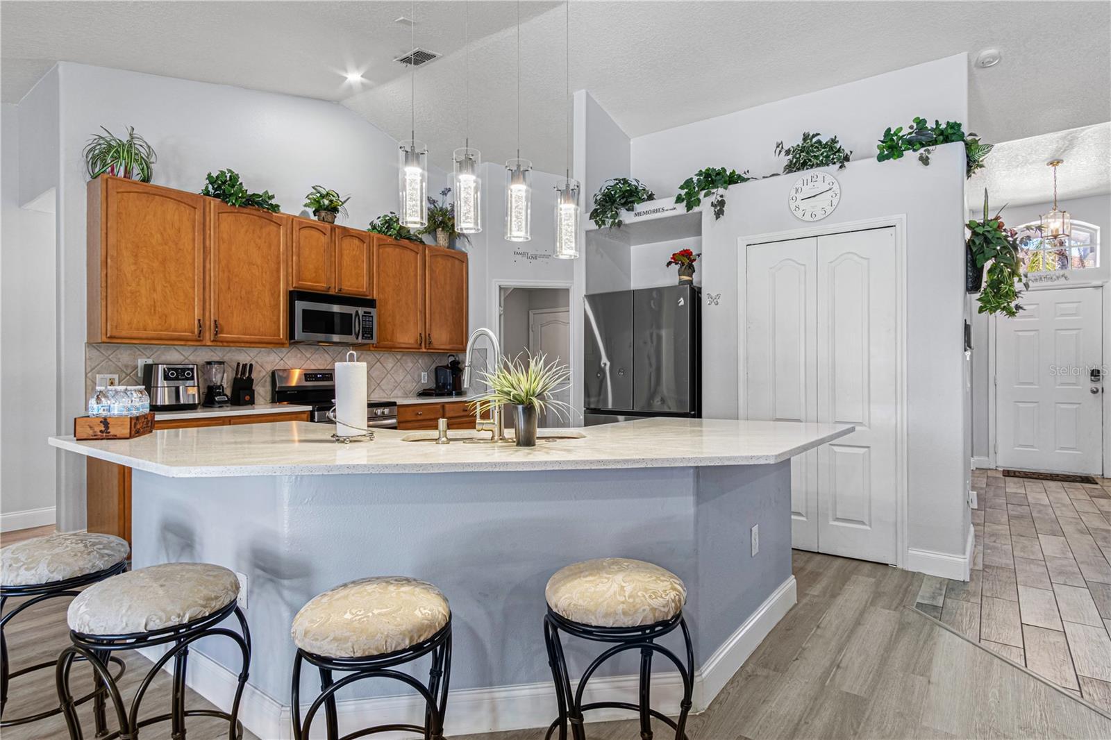 Image 16 of 64 For 437 Grand Reserve Drive