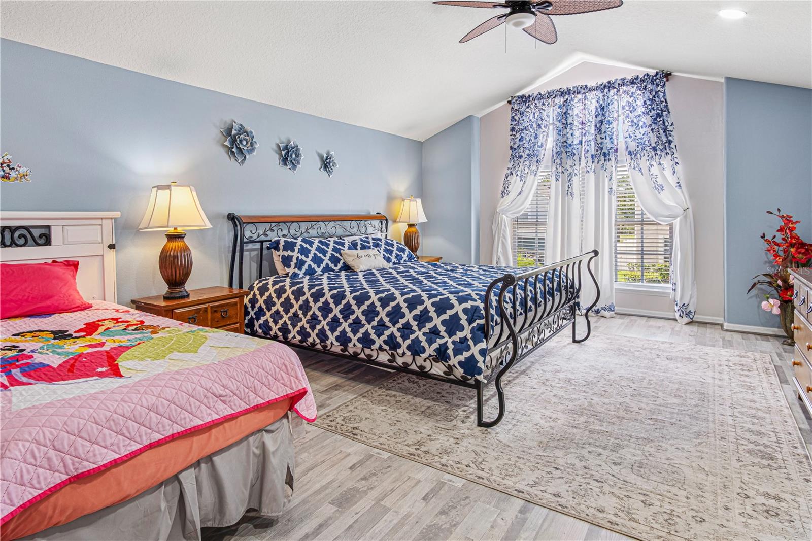 Image 38 of 64 For 437 Grand Reserve Drive