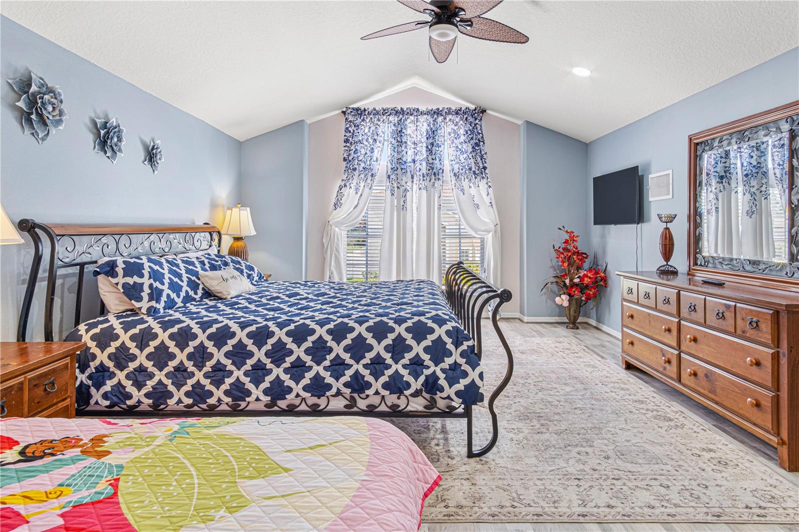 Image 39 of 64 For 437 Grand Reserve Drive
