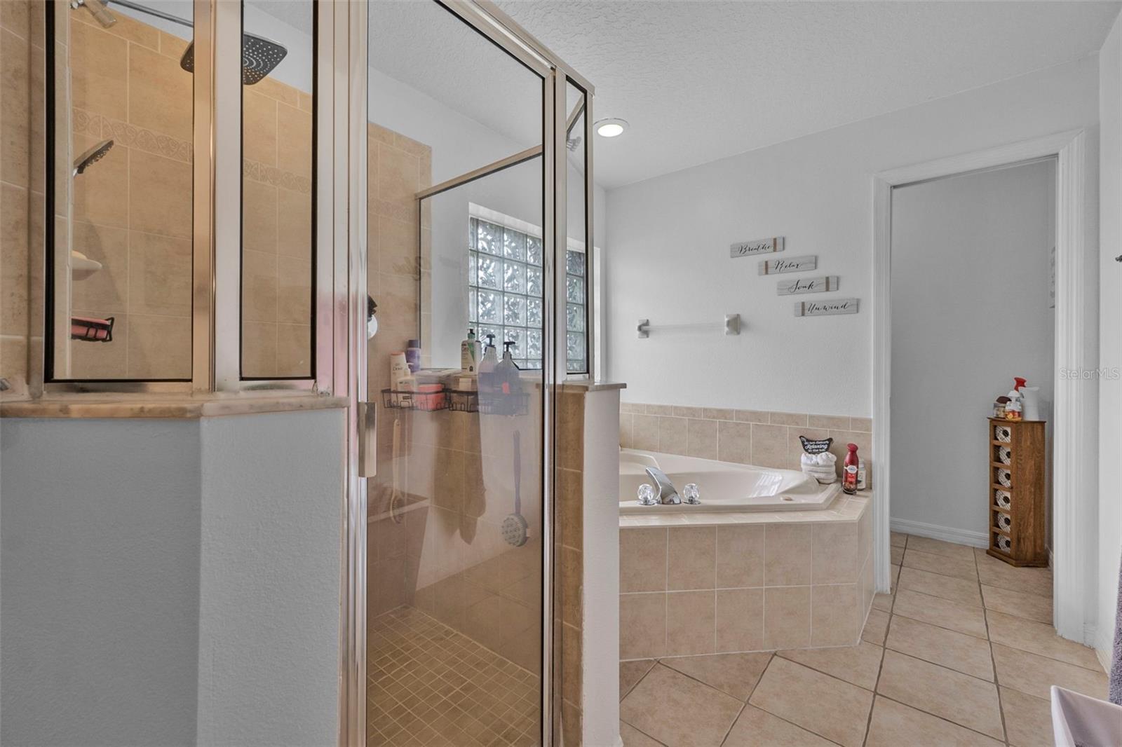 Image 17 of 53 For 973 Radford Drive