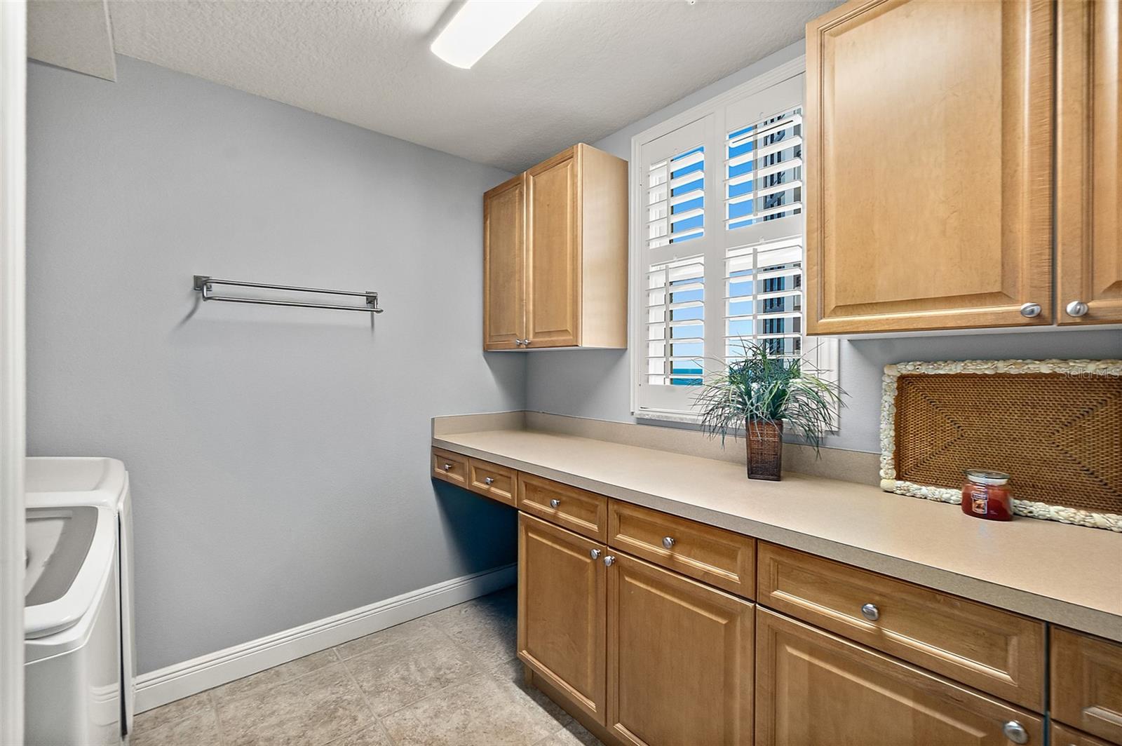 Image 14 of 53 For 2901 Atlantic Avenue 603