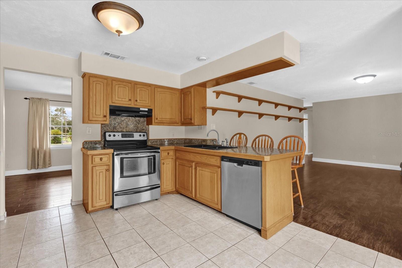 Image 5 of 29 For 1699 Cypress Avenue