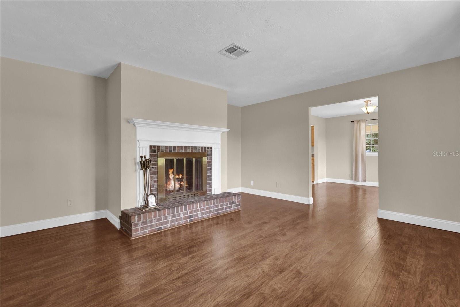 Image 8 of 29 For 1699 Cypress Avenue