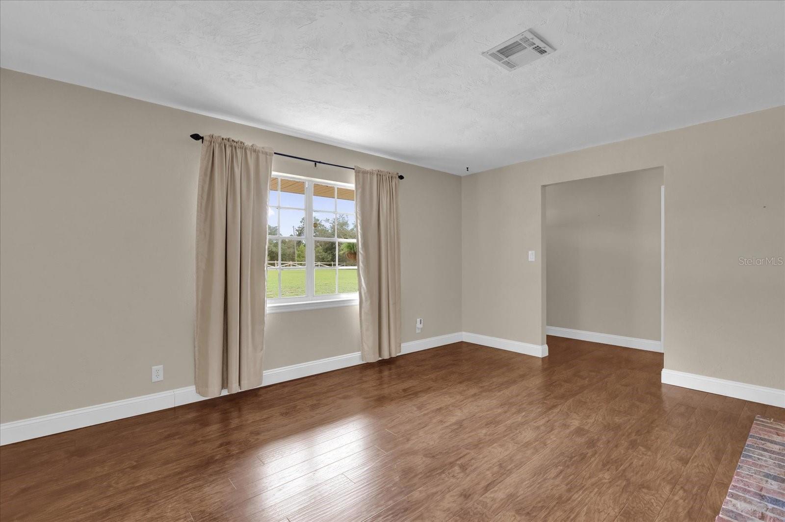 Image 9 of 29 For 1699 Cypress Avenue