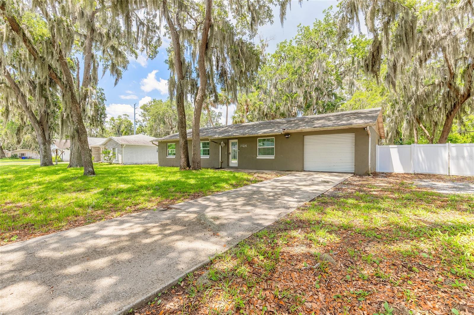 Details for 1624 Queen Palm Drive, EDGEWATER, FL 32132
