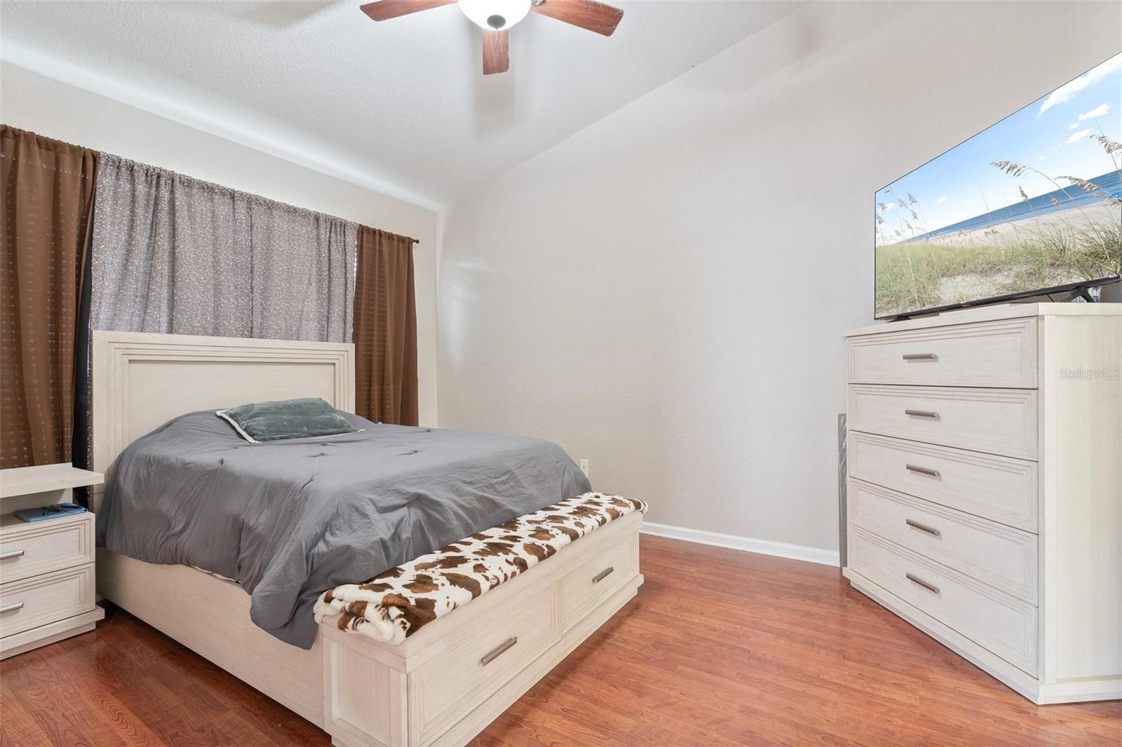 Image 16 of 33 For 529 Hockendale Cove