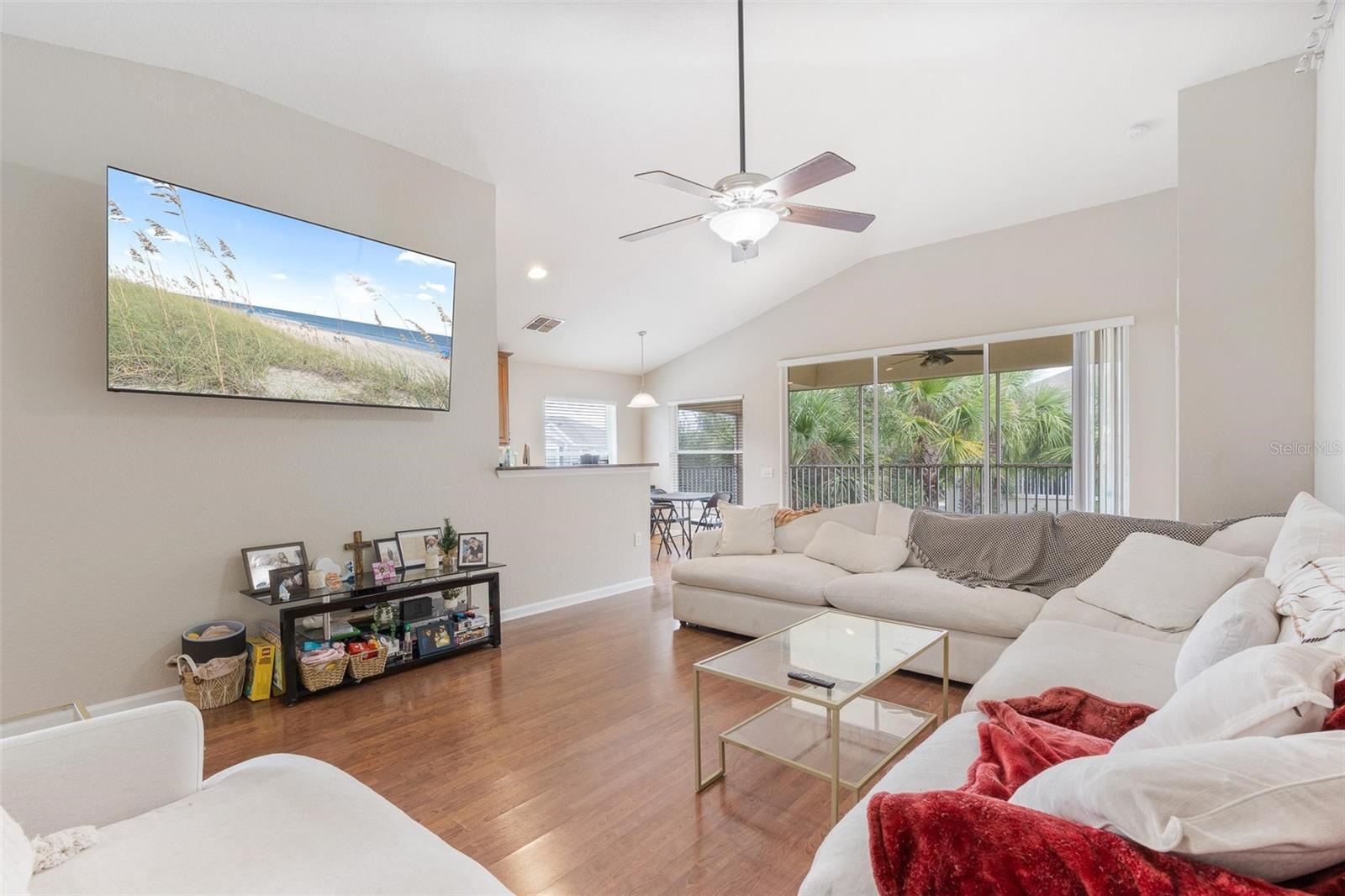 Image 3 of 33 For 529 Hockendale Cove