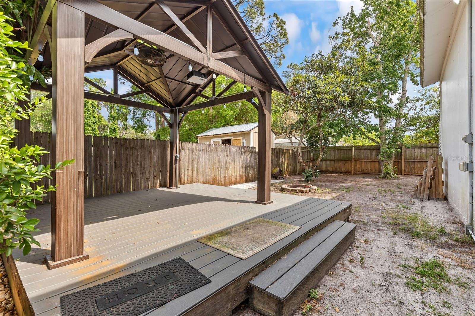 Image 34 of 37 For 1079 Green Acres Circle N