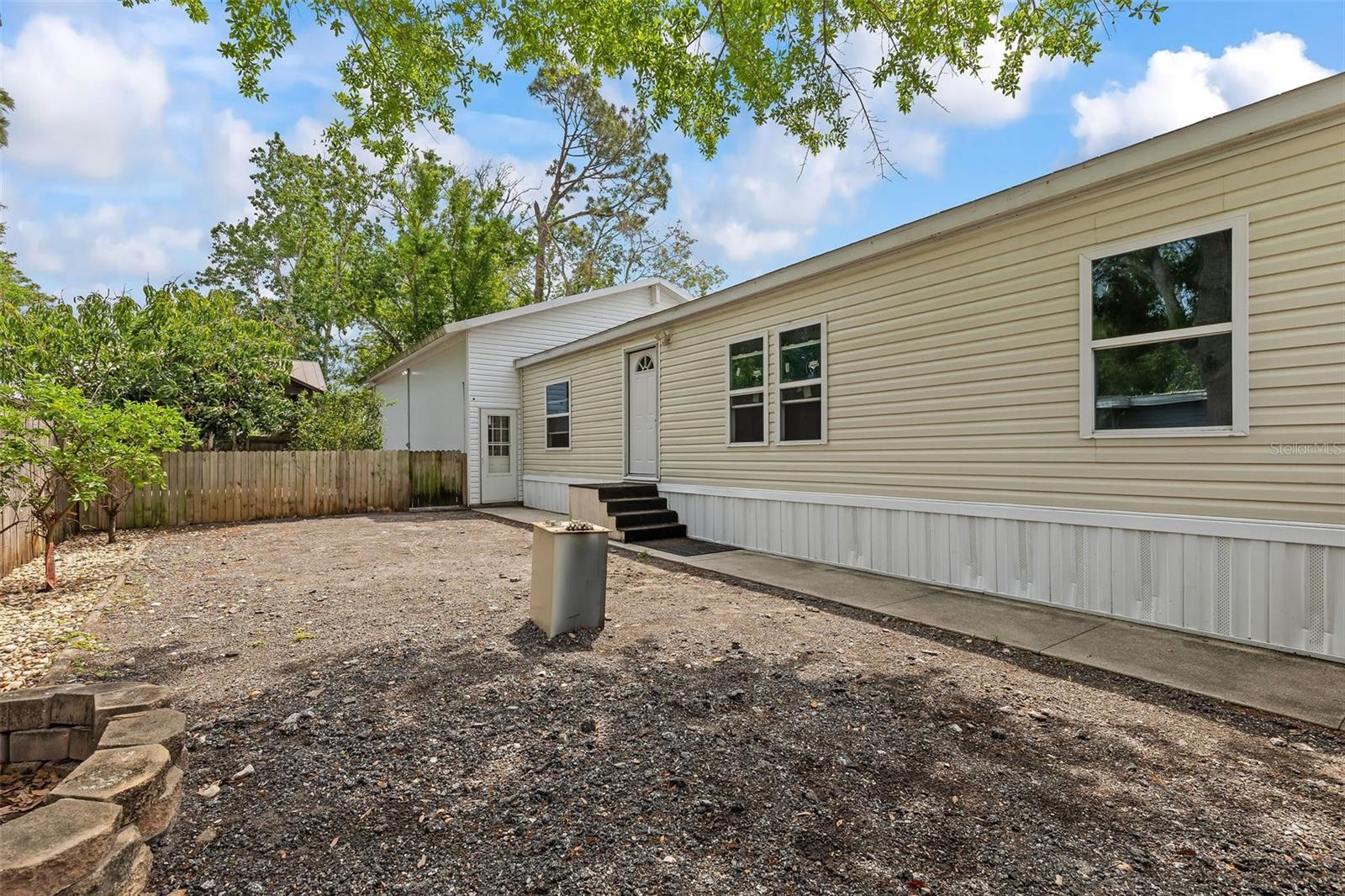 Image 36 of 37 For 1079 Green Acres Circle N