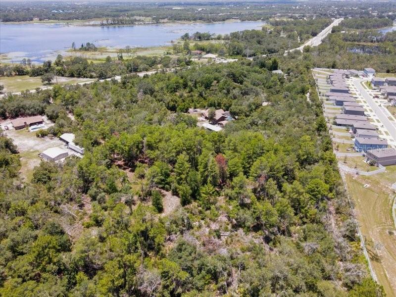 Image 5 of 6 For Howland Boulevard