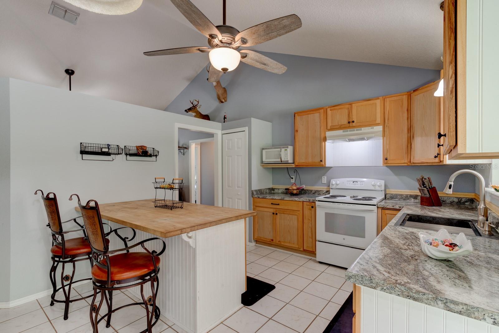 Image 11 of 59 For 1135 Peterson Road