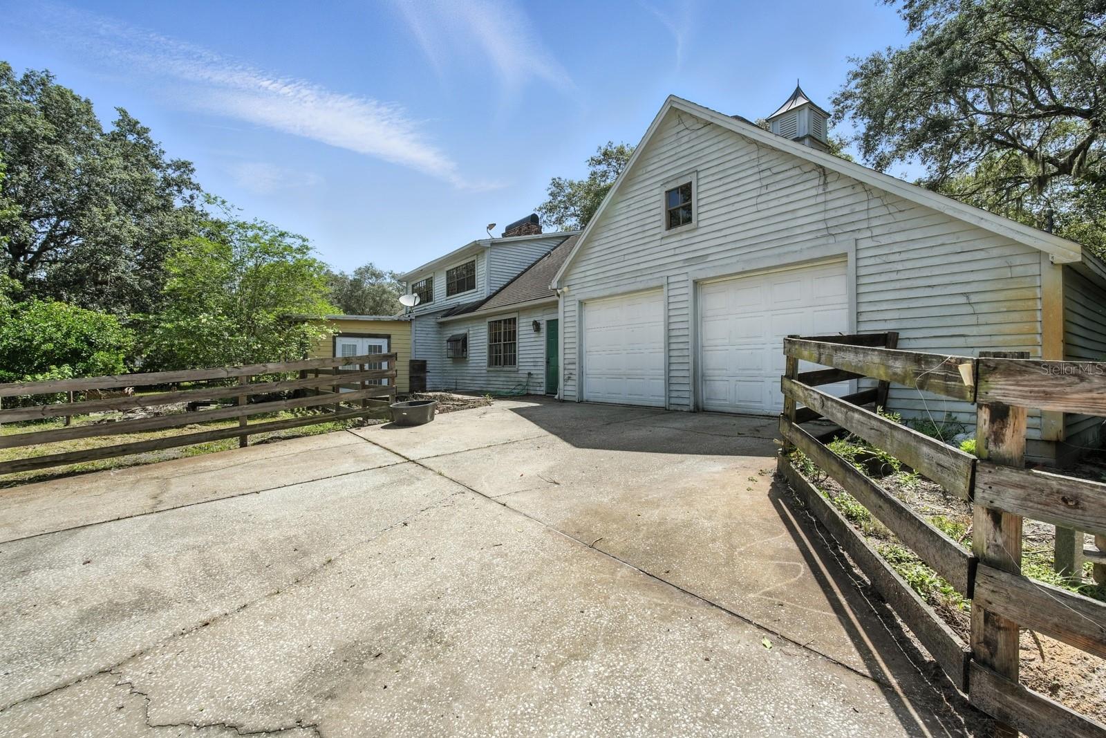 Image 31 of 39 For 750 Tabatha Drive