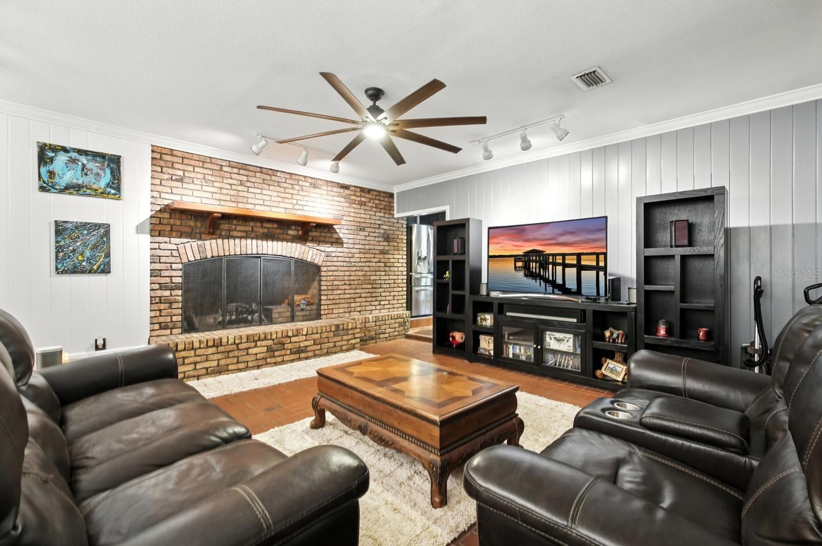 Image 9 of 39 For 750 Tabatha Drive