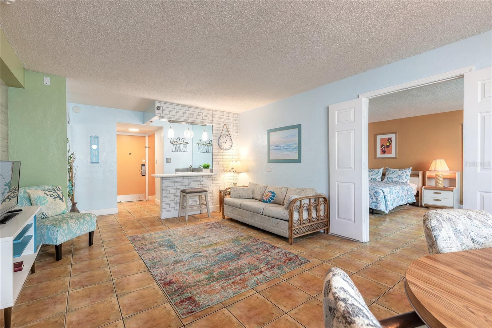 Image 4 of 24 For 313 Atlantic Avenue 302-304