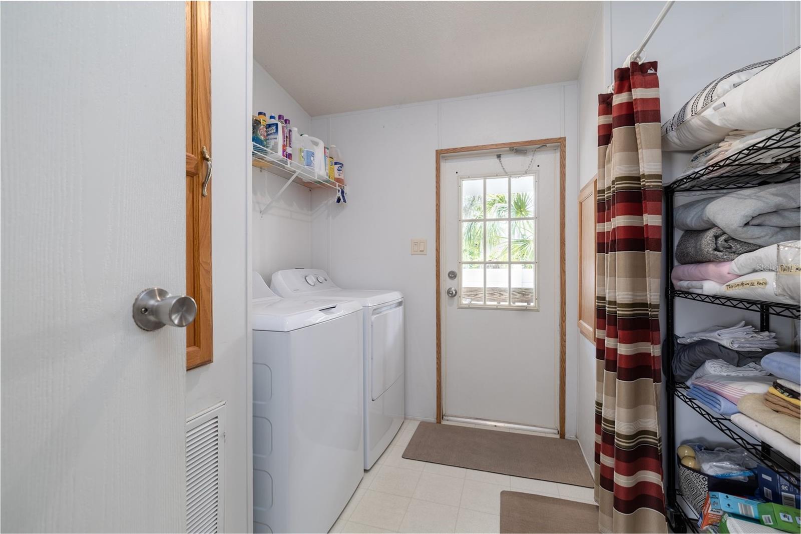 Image 20 of 26 For 35 Cherrywood Court