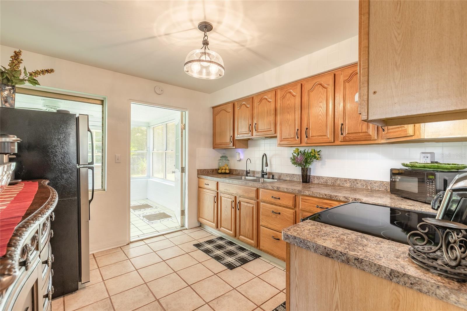 Image 11 of 21 For 125 Azalea Drive