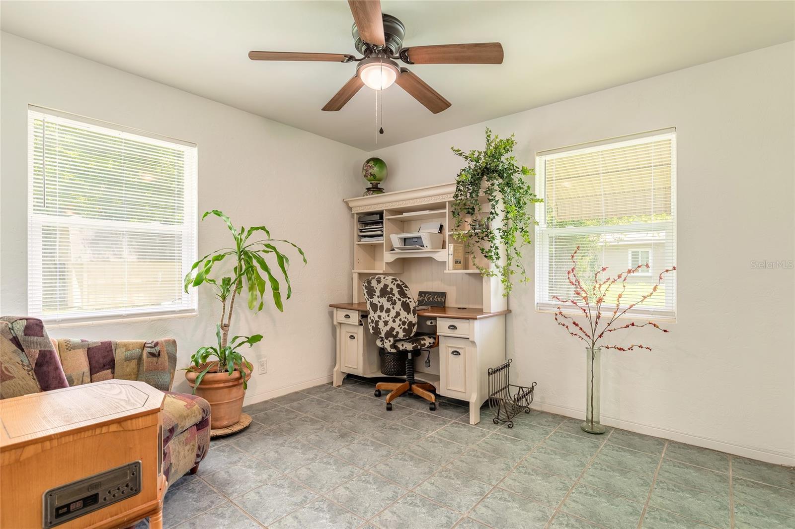 Image 14 of 21 For 125 Azalea Drive