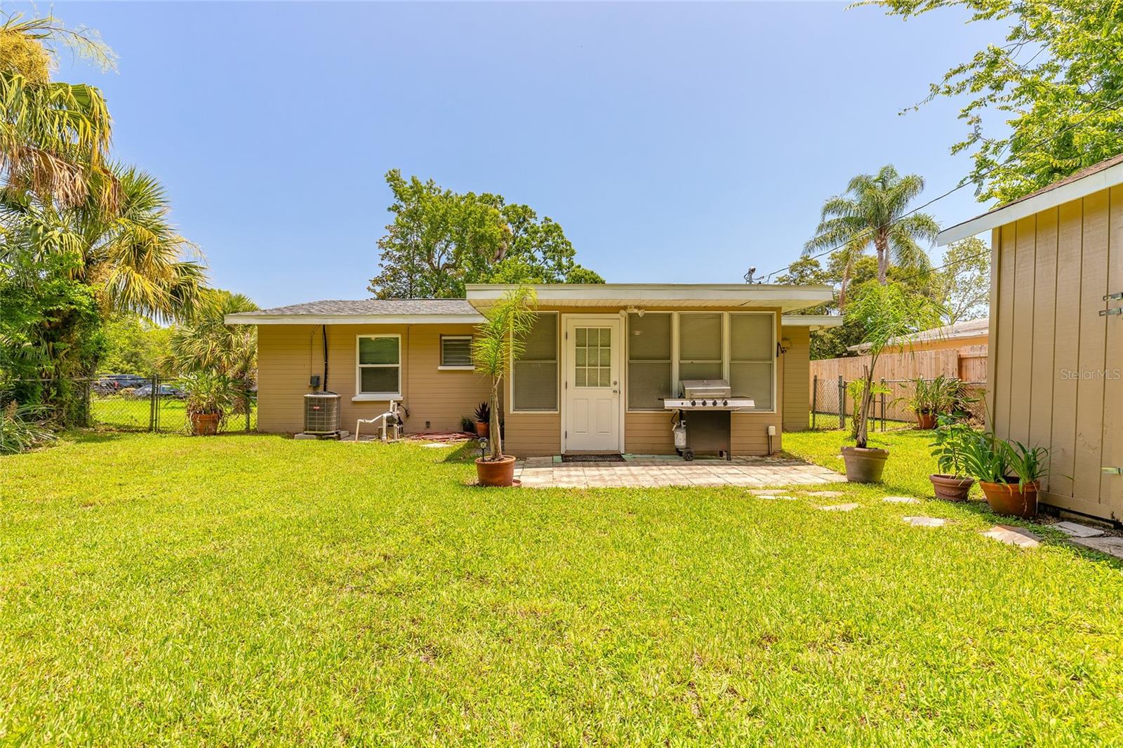 Image 18 of 21 For 125 Azalea Drive