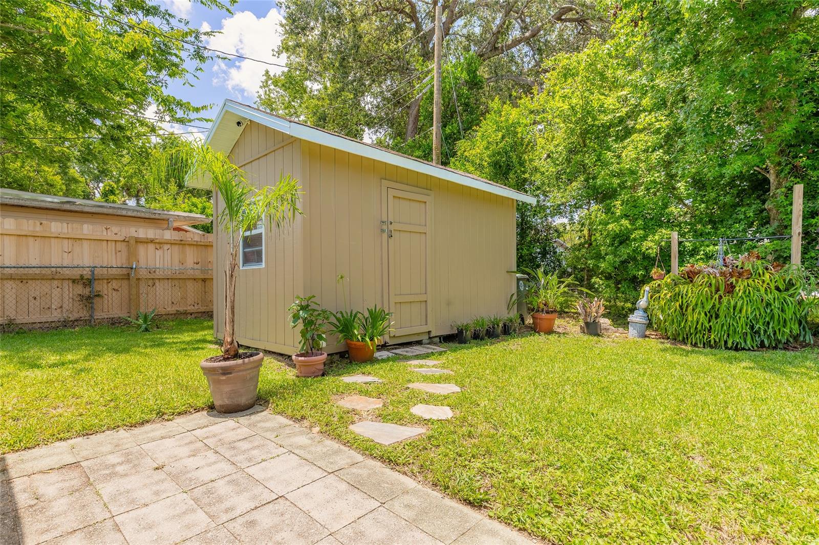 Image 19 of 21 For 125 Azalea Drive