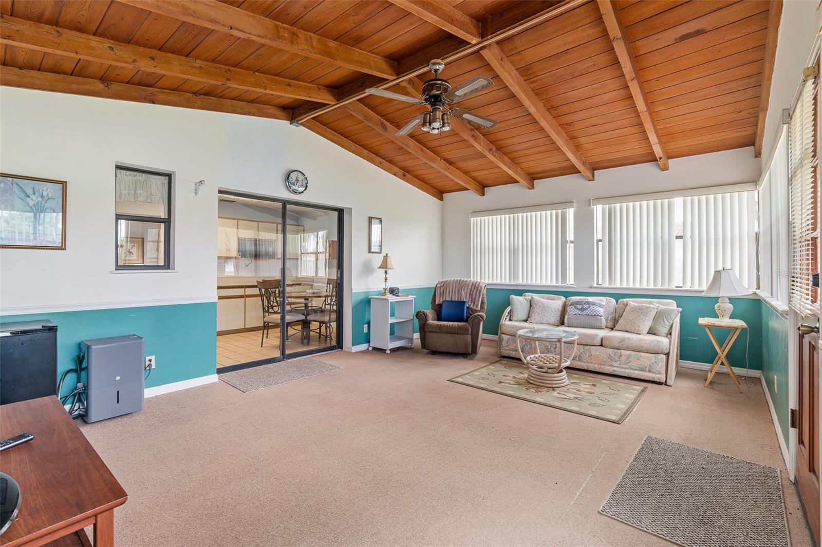 Image 12 of 42 For 133 Cardinal Drive